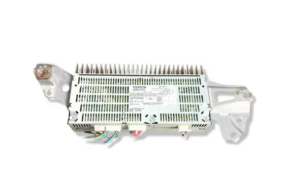 Lexus IS 220D-250-350 Sound amplifier GM9797ZT 8628053150