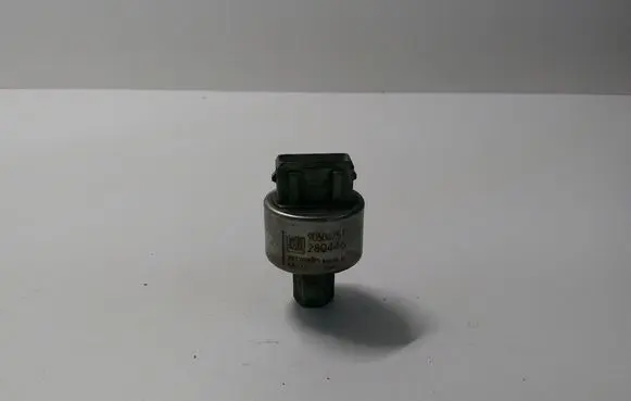 Air conditioning (A/C) pressure sensor