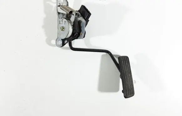 Subaru Forester SG Accelerator throttle pedal 36010SA001 1988000041