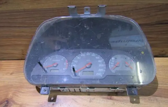 Volvo S40, V40 Speedometer (instrument cluster)