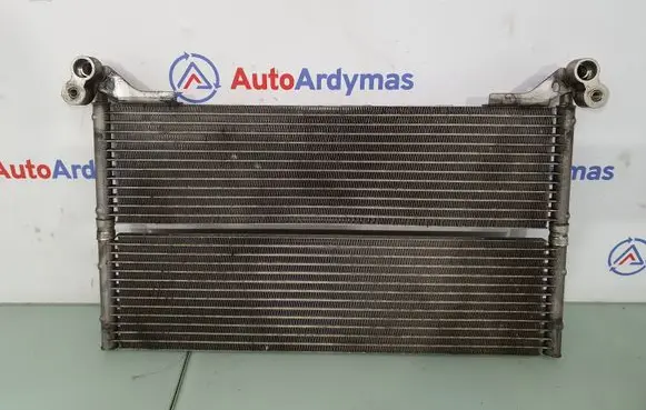 BMW 5 E60 E61 Engine oil radiator 7560965 17217560965