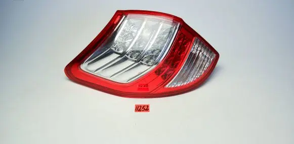 Toyota RAV 4 (XA30) Rear/tail lights