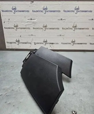BMW 5 E60 E61 Armrest 7060051 1054335