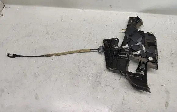 Ford Focus Rear door lock