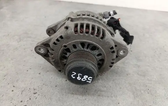 Opel Meriva A Generator/alternator 