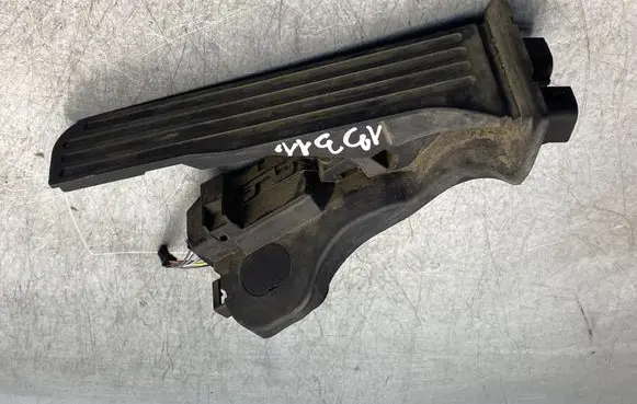 Skoda Octavia Mk2 (1Z) Accelerator throttle pedal 1K1721503P