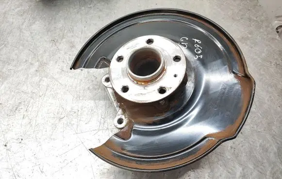 Polestar 2 Rear wheel hub spindle/knuckle 31681852 32246873