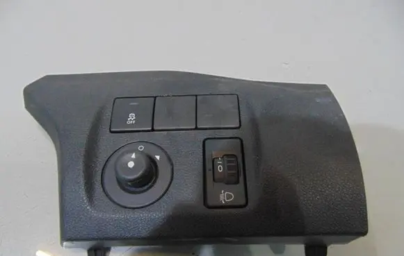 Citroen Berlingo Headlight level height control switch