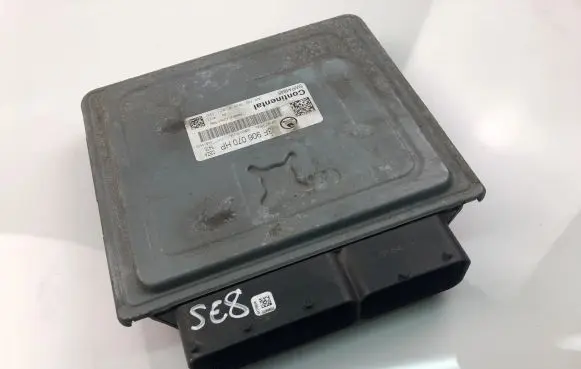 Skoda Fabia Mk2 (5J) Engine control unit/module ECU 03F906070HP