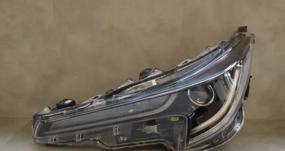 Toyota Corolla E210 E21 Headlight/headlamp 81150-02S70
