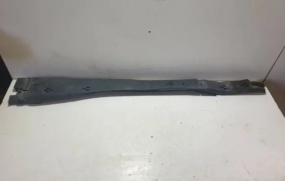 Volvo XC60 Center/middle under tray cover 31452002