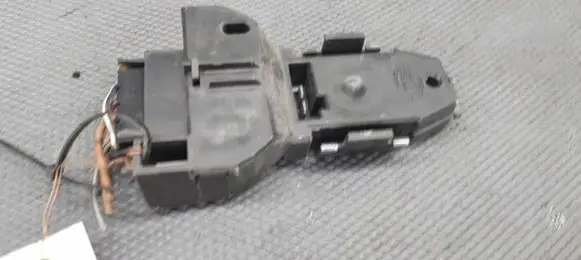 Volkswagen PASSAT B2 Tail light bulb cover holder 321945257h