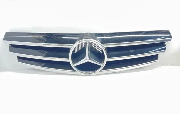 Mercedes-Benz CLK A209 C209 Front grill A2098800123