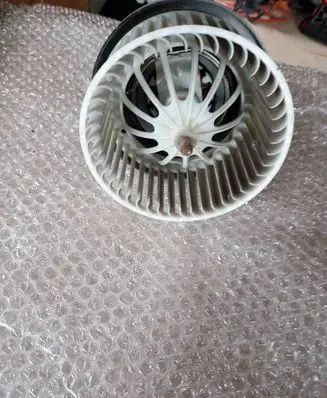 Land Rover Discovery 5 Heater fan/blower EC129002
