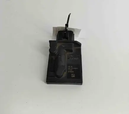 Volvo XC90 Fuel injection pump control unit/module 31478565