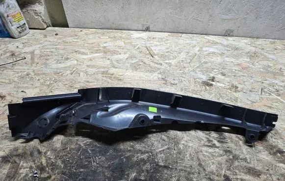 BMW 7 E65 E66 Trunk/boot trim cover 7004479 11242010