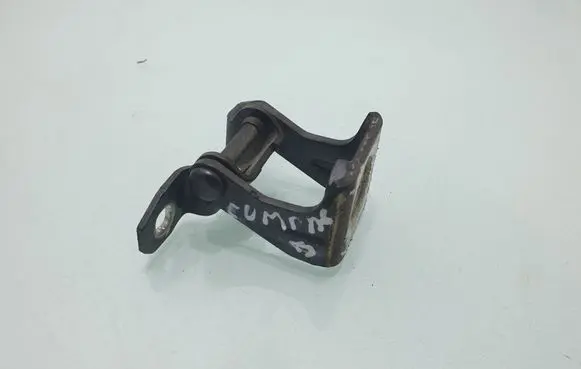 Jeep Compass Tailgate/trunk/boot hinge