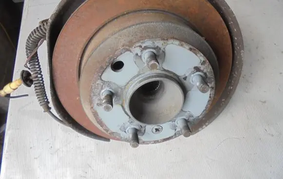 Jaguar XJ SERIE 3 Rear wheel hub XJ6