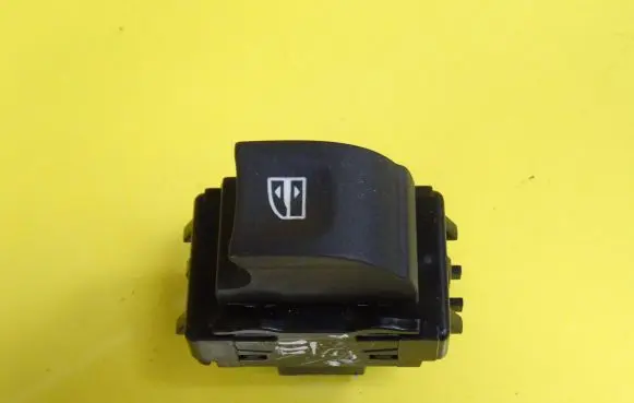 Renault Megane III Electric window control switch 254010003R