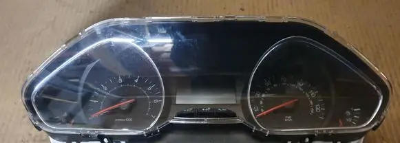Peugeot 208 Speedometer (instrument cluster) 769317790U