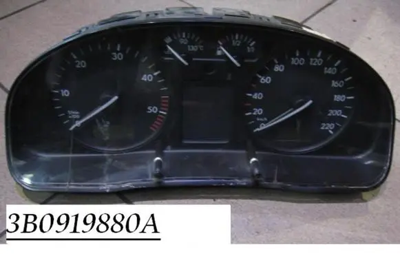 Volkswagen PASSAT B5 Speedometer (instrument cluster) 3B0919880A