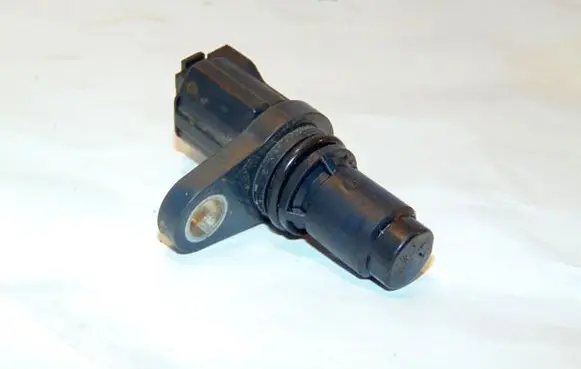 Toyota Camry VIII XV70 Crankshaft position sensor 9091905060