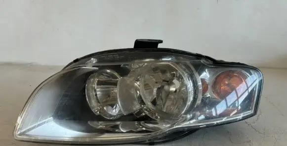 Audi A4 S4 B8 8K Headlight/headlamp 0301219201