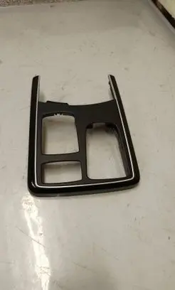 Mercedes-Benz GLE (W166 - C292) Other center console (tunnel) element A1666800803