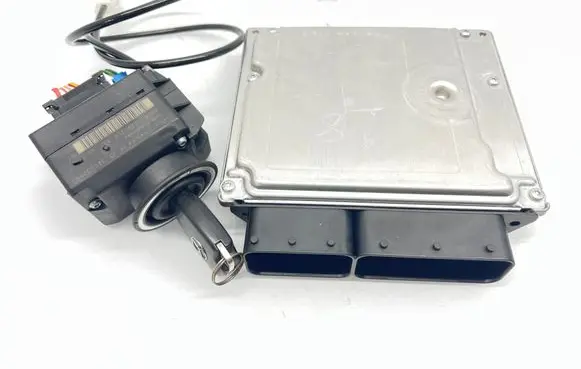 Mercedes-Benz E W211 Engine ECU kit and lock set 2115451408 A6481500179