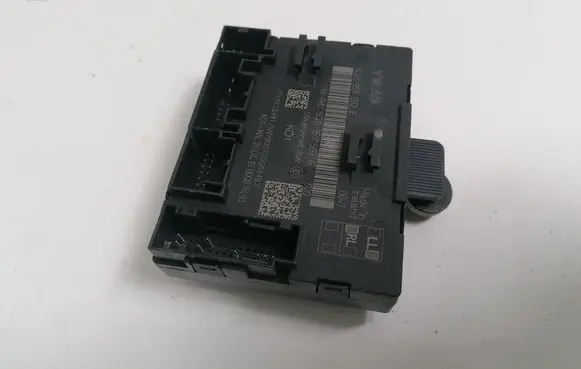 Volkswagen Golf VII Door control unit/module 5Q0959592E