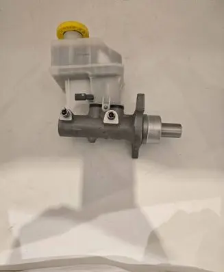 Ram 1500 Brake fluid reservoir A006d412