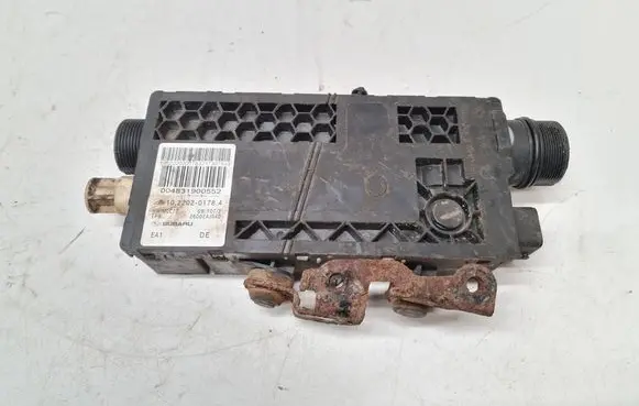 Subaru Outback Hand brake control module 10220201784 26002AJ040 004831900552