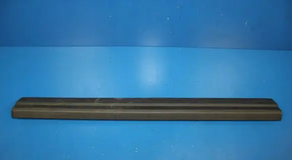 Mercedes-Benz CLS C218 X218 Front sill trim cover