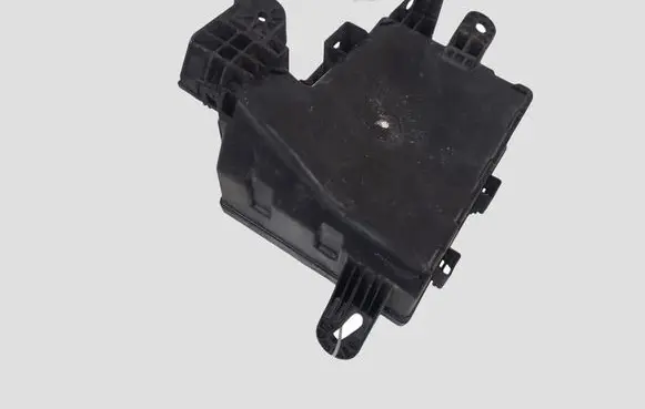 Nissan Juke I F15 Fuse module 284B7 5S0MH0187