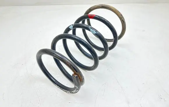 Nissan X-Trail T30 Rear coil spring