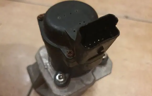Volkswagen Golf I EGR valve cooler AV6023