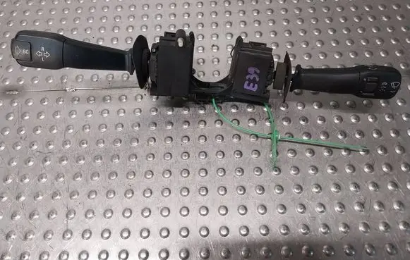 BMW 5 E39 Indicator stalk 8352172 8352013