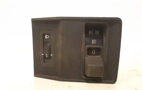Fog light switch