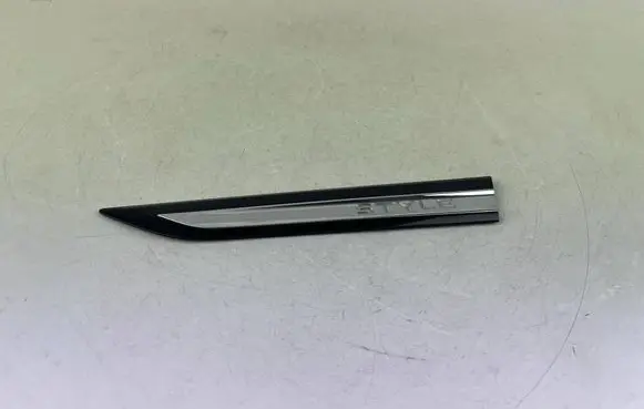 Volkswagen Golf VIII Other badges/marks 5H0853688N 5H0853688L