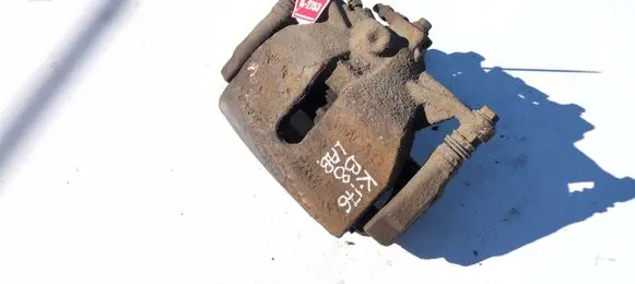 Volkswagen PASSAT B8 Front brake caliper 