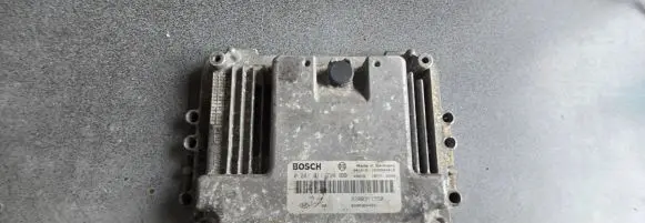 Renault Espace - Grand espace IV Engine control unit/module 0281011724 8200311550