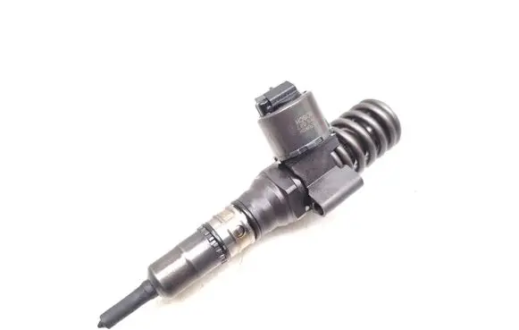 Skoda Octavia Mk2 (1Z) Fuel injector 0414720404