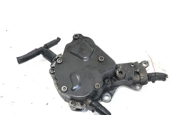 Volkswagen PASSAT B6 Vacuum pump