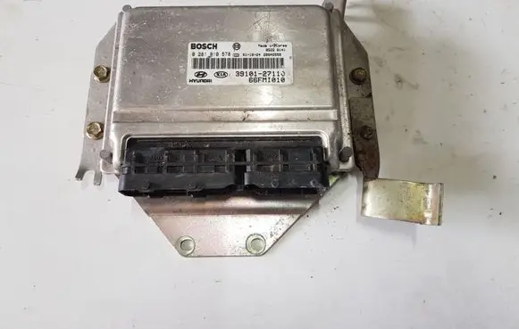 Hyundai Trajet Engine control unit/module 0281010578