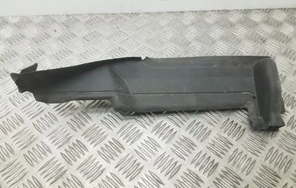 Audi Q3 8U Other engine bay part 8U0821169