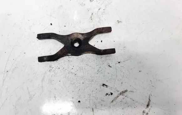 Ford Transit Fuel Injector clamp holder 