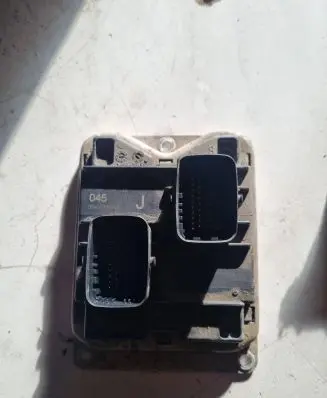 Alfa Romeo 166 Ignition amplifier control unit 0261204733