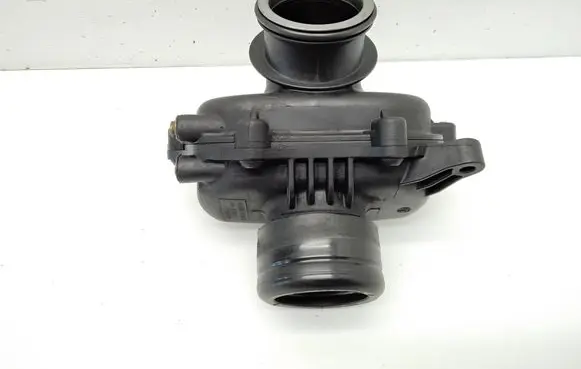 Mercedes-Benz Sprinter W906 Air intake duct part A6421403087