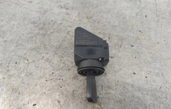Mercedes-Benz E W210 Ignition lock 2105450008