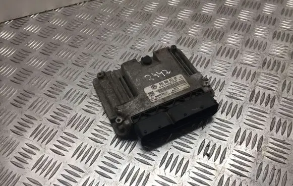 Skoda Superb B6 (3T) Engine control unit/module 03G906021